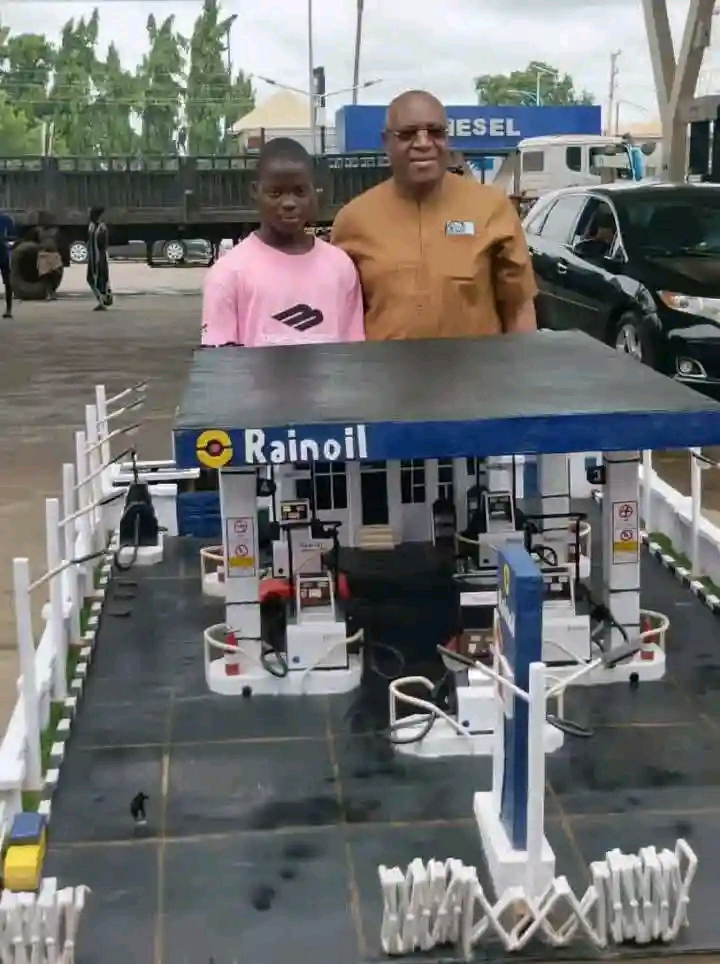 Ebonyi Teenager Receives N5M, Scholarship From Rainoil Boss For Designing Station